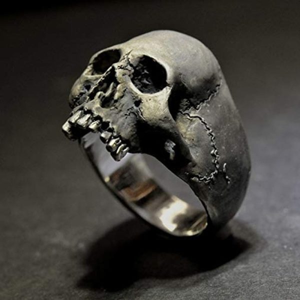 Bague Gothique CrâNe7