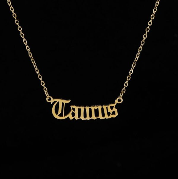 Collier Lettre Gothique