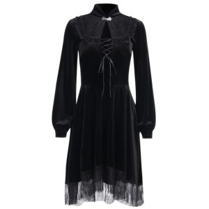 Robe gothique victorienne en dentelle